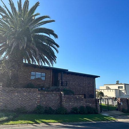 Hotel Gigi At The Palm Tree Plettenberg Bay Exterior foto